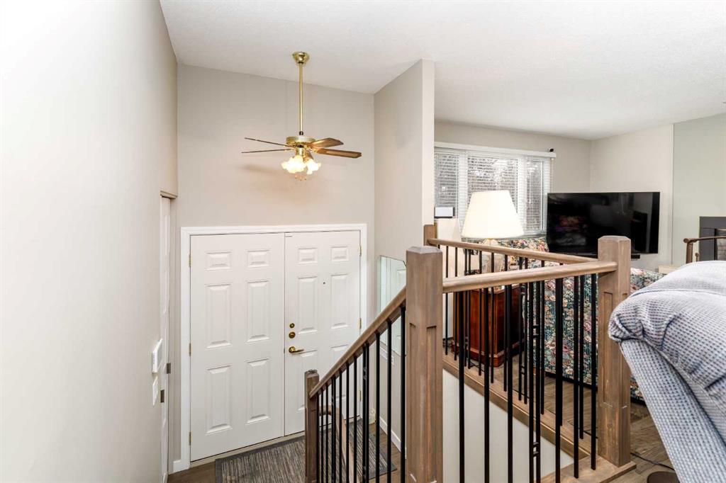 Fifth View of 102 Welton Crescent , West Park, Red Deer, Alberta, T4N 6B3