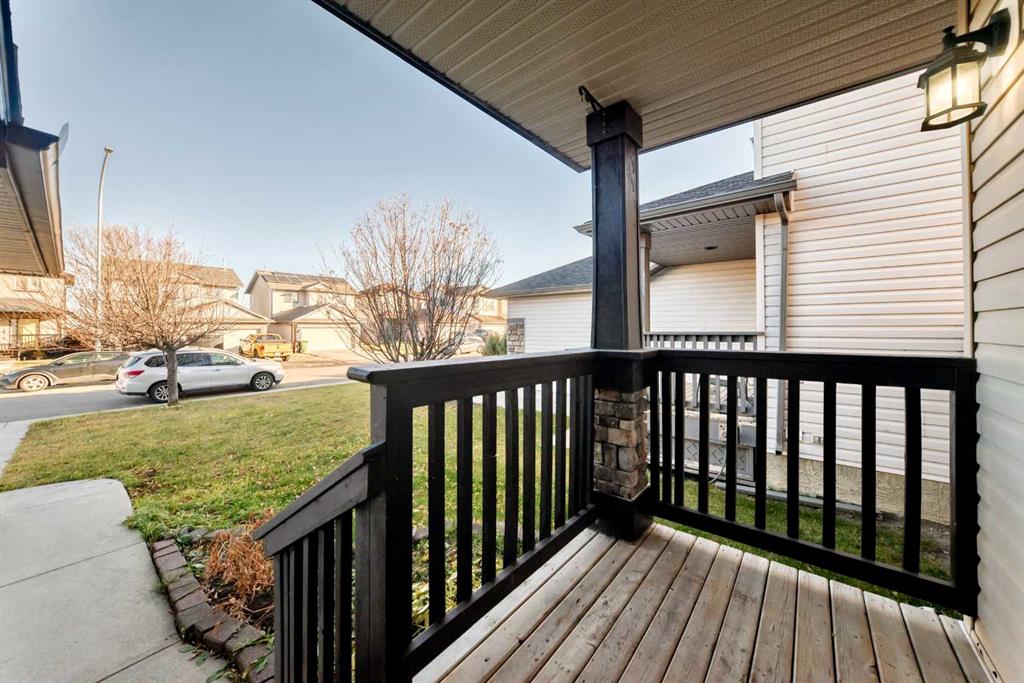 Fourth View of 531 Stonegate Road NW, Stonegate, Airdrie, Alberta, T4B2Z9