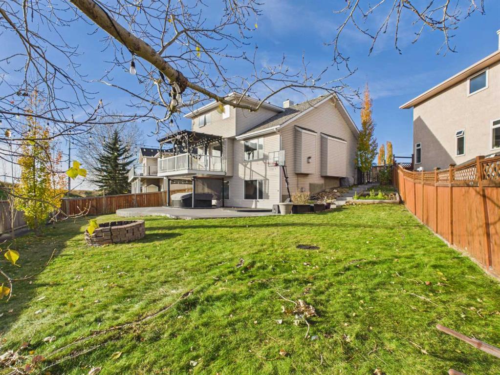 717 Sierra Madre Court SW, A2353842, Alberta,