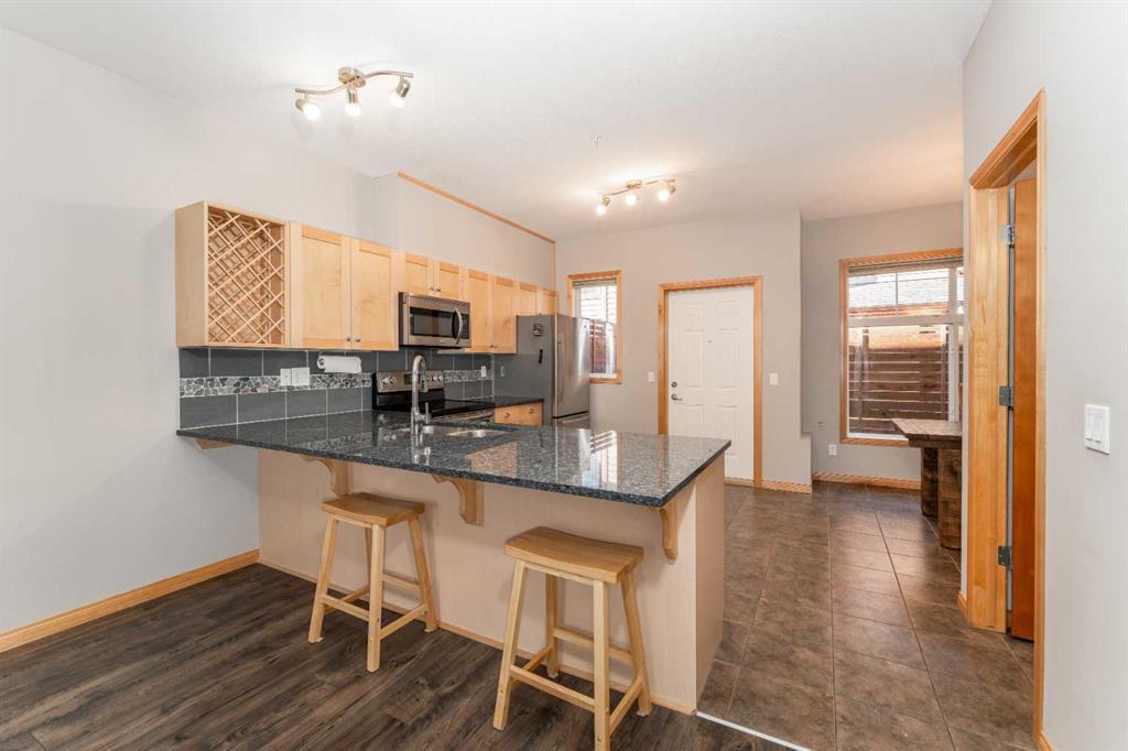 Fourth View of 404, 85 Dyrgas Gate , Three Sisters, Canmore, Alberta, T1W3L1