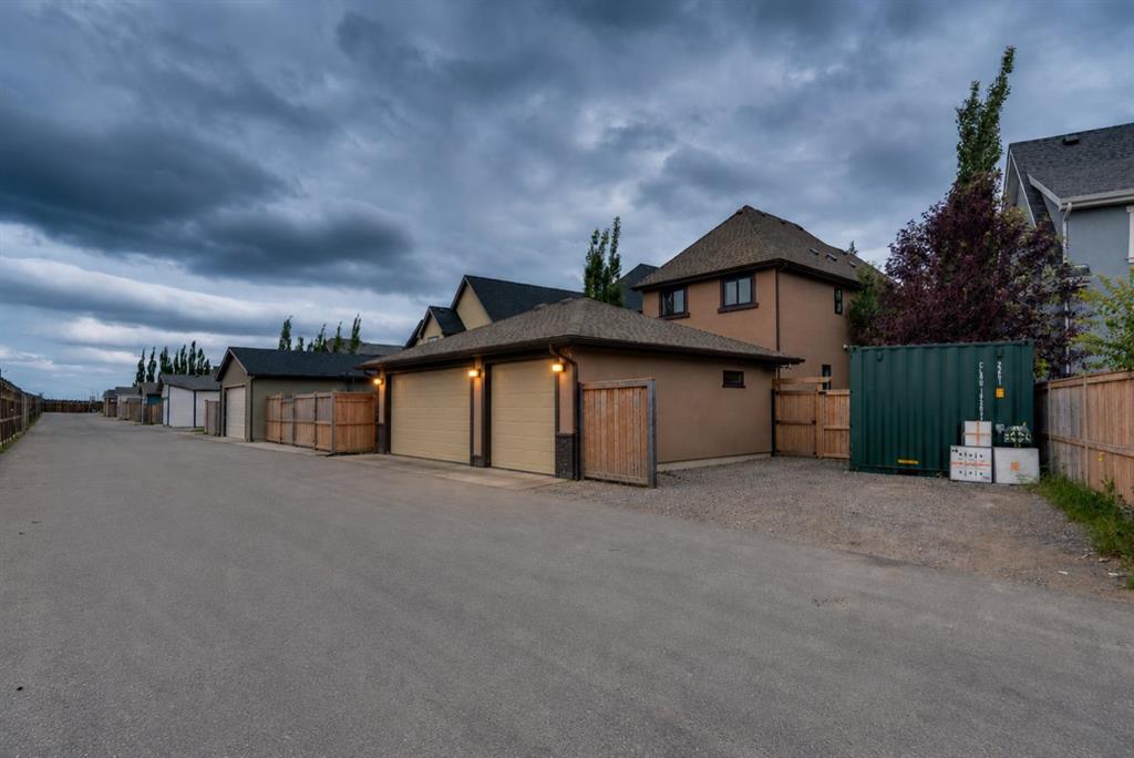 360 Marquis Heights SE, A2353898, Alberta,