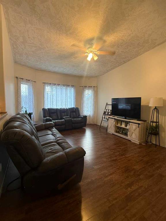 Fourth View of 4924 56 Avenue , NONE, High Prairie, Alberta, T0G1E0