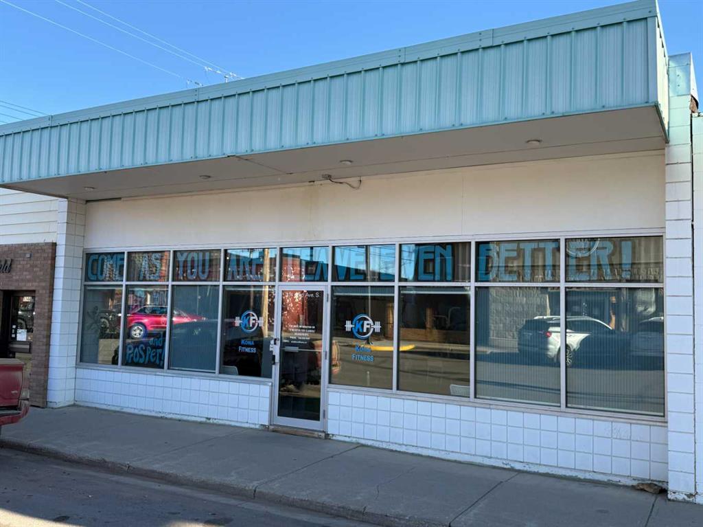 114 2 Street S, A2353912, Alberta,