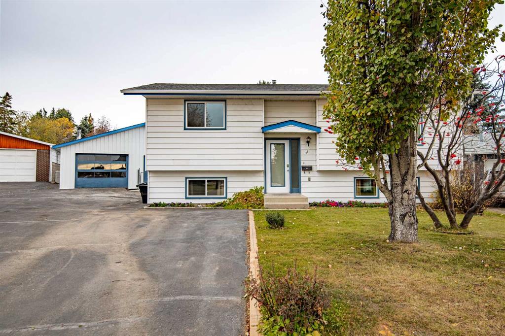 Third View of 11 Jay Court , Fairway Heights, Lacombe, Alberta, T4L 1R3
