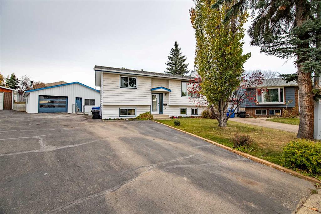 Fourth View of 11 Jay Court , Fairway Heights, Lacombe, Alberta, T4L 1R3