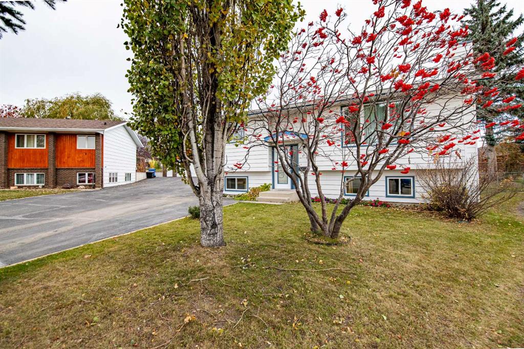 Fifth View of 11 Jay Court , Fairway Heights, Lacombe, Alberta, T4L 1R3
