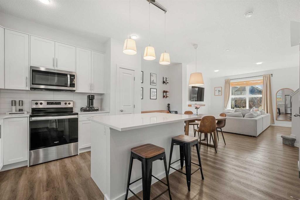 Fifth View of 220 Livingston View NE, Livingston, Calgary, Alberta, T3P 0Z9