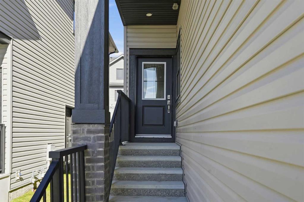 Third View of 111 Heritage Manor , Heritage Hills, Cochrane, Alberta, T4C 3K8