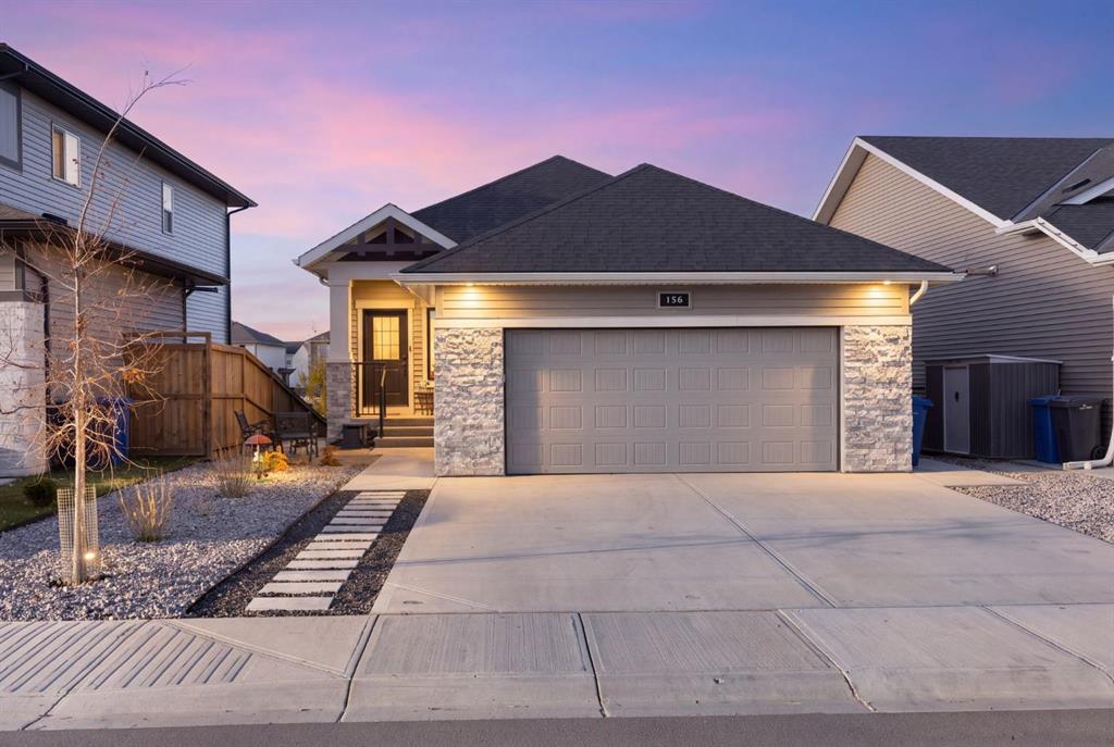 156 Knight Avenue , A2353994, Alberta,
