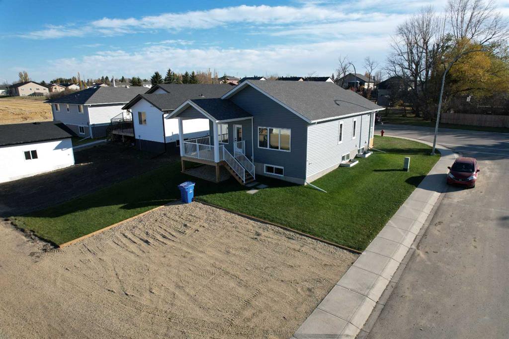 Fifth View of 4814 55 Avenue , NONE, Bentley, Alberta, T0C 0J0