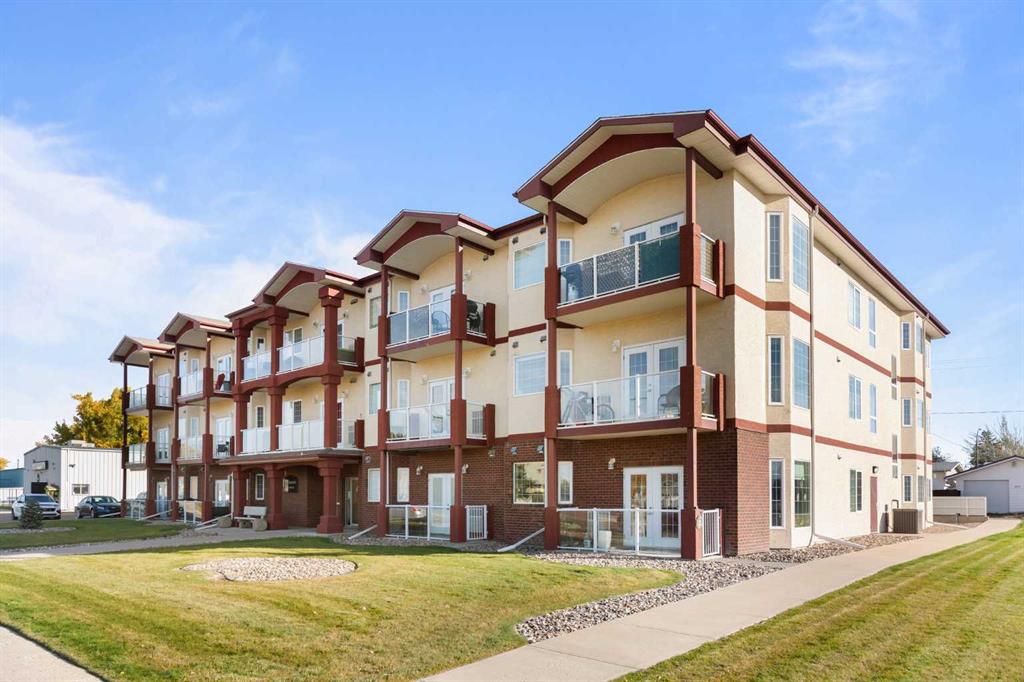 208, 105 Main Street S, A2354039, Alberta,
