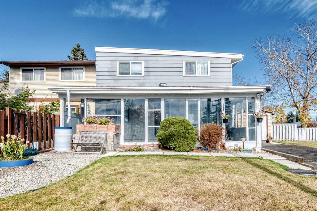 Second View of 4316 8 Avenue SE, Forest Heights, Calgary, Alberta, T2A3A5