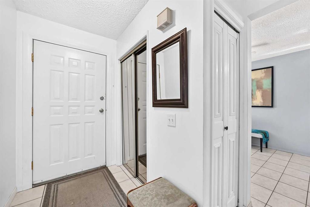 Fifth View of 4316 8 Avenue SE, Forest Heights, Calgary, Alberta, T2A3A5