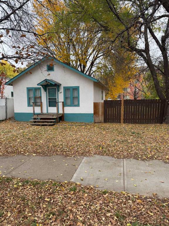 Main View of 762 9 Street SE, River Flats, Medicine Hat, Alberta, T1A 1P4