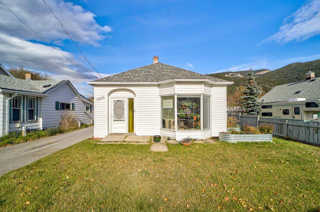 13221 17 Avenue , A2354117, Alberta,