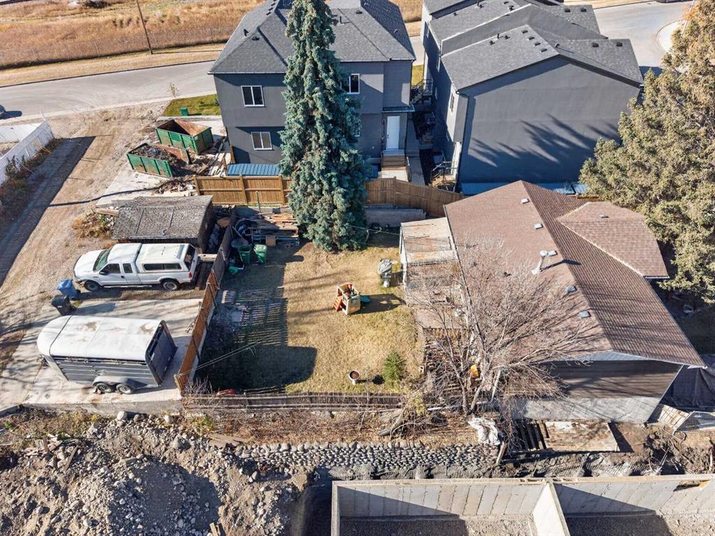 Third View of 6503 33 Avenue NW, Bowness, Calgary, Alberta, T3B 1K9
