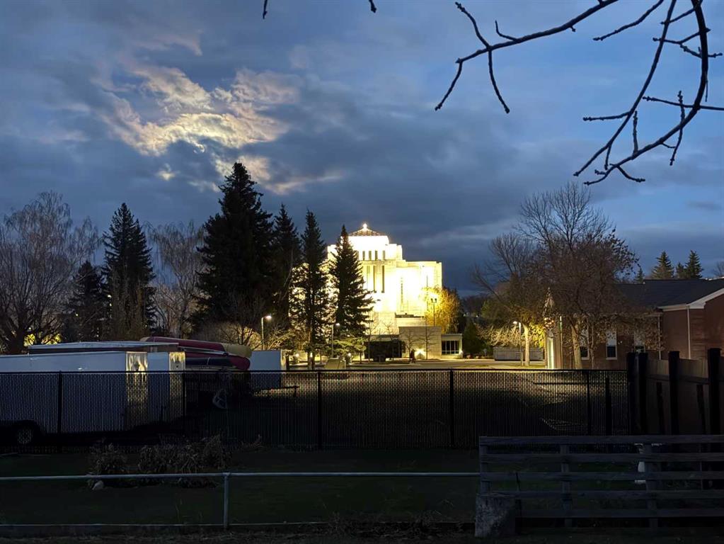 Third View of 330 4 Street W, NONE, Cardston, Alberta, T0K0K0