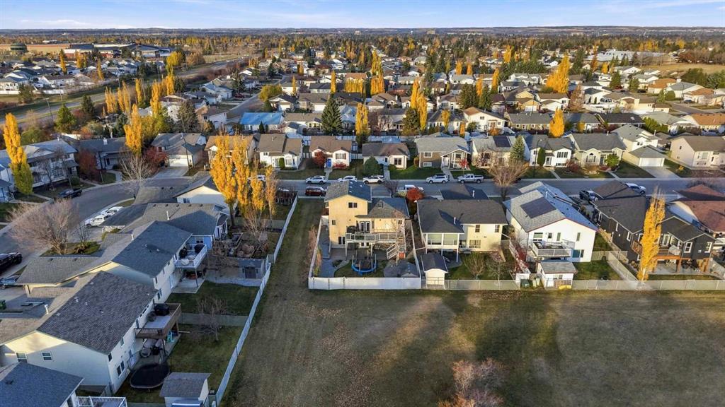 Fourth View of 72 Darling Crescent , Devonshire, Red Deer, Alberta, T4R2W3
