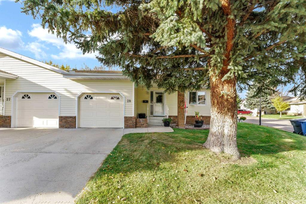 Third View of 28, 459 Carry Drive SE, Ross Glen, Medicine Hat, Alberta, T1B3W1