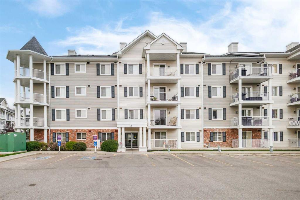 4301, 31 Country Village Manor NE, A2354264, Alberta,