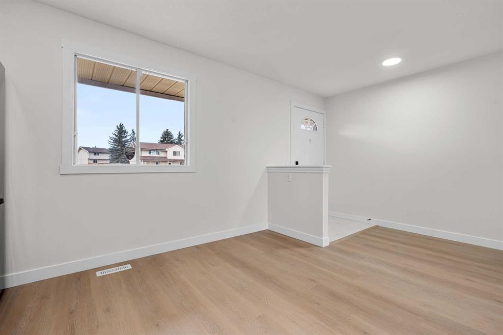 Fourth View of 93, 1555 Falconridge Drive NE, Falconridge, Calgary, Alberta, T3J 1L8