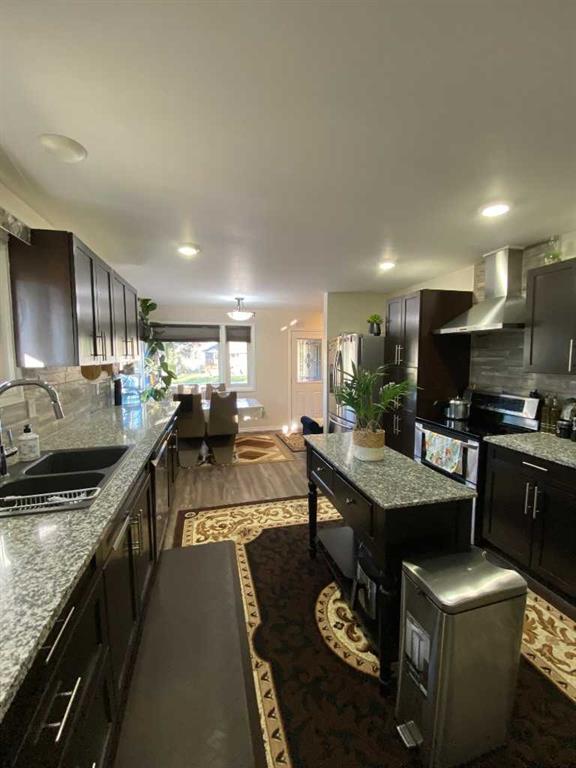 Fifth View of 535 2A Avenue W, West End, Brooks, Alberta, T1R0B1