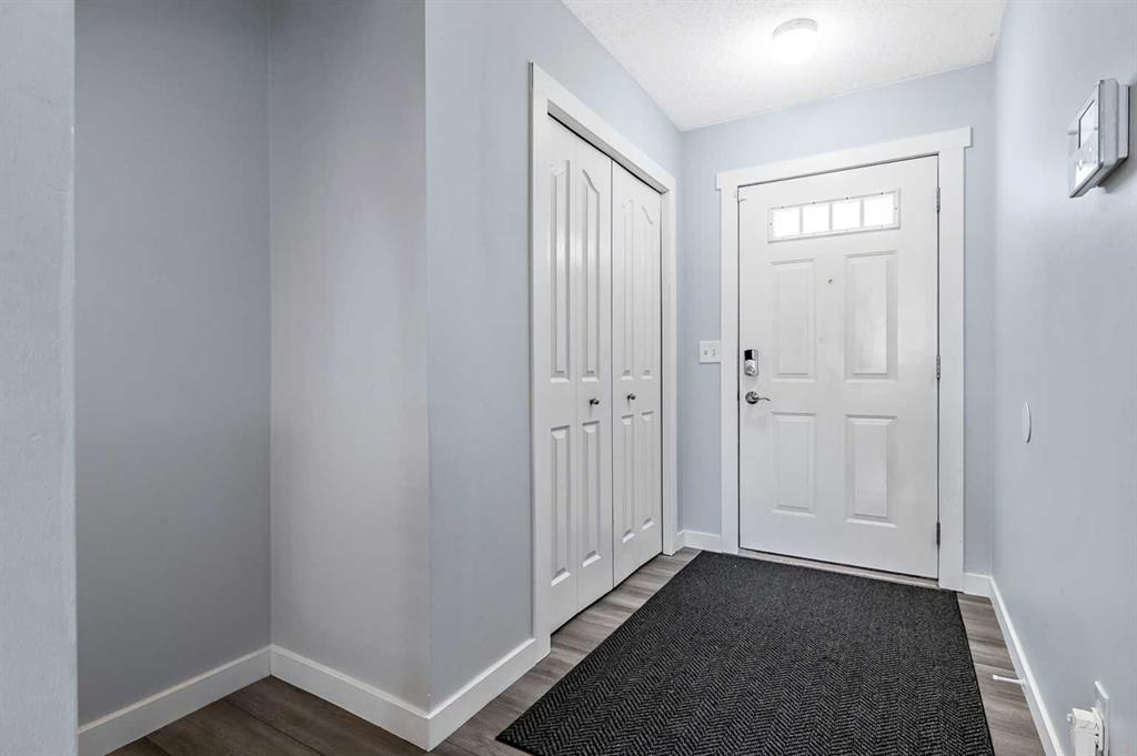 Fourth View of 27, 156 Canoe Drive SW, Canals, Airdrie, Alberta, T4B 2Z3