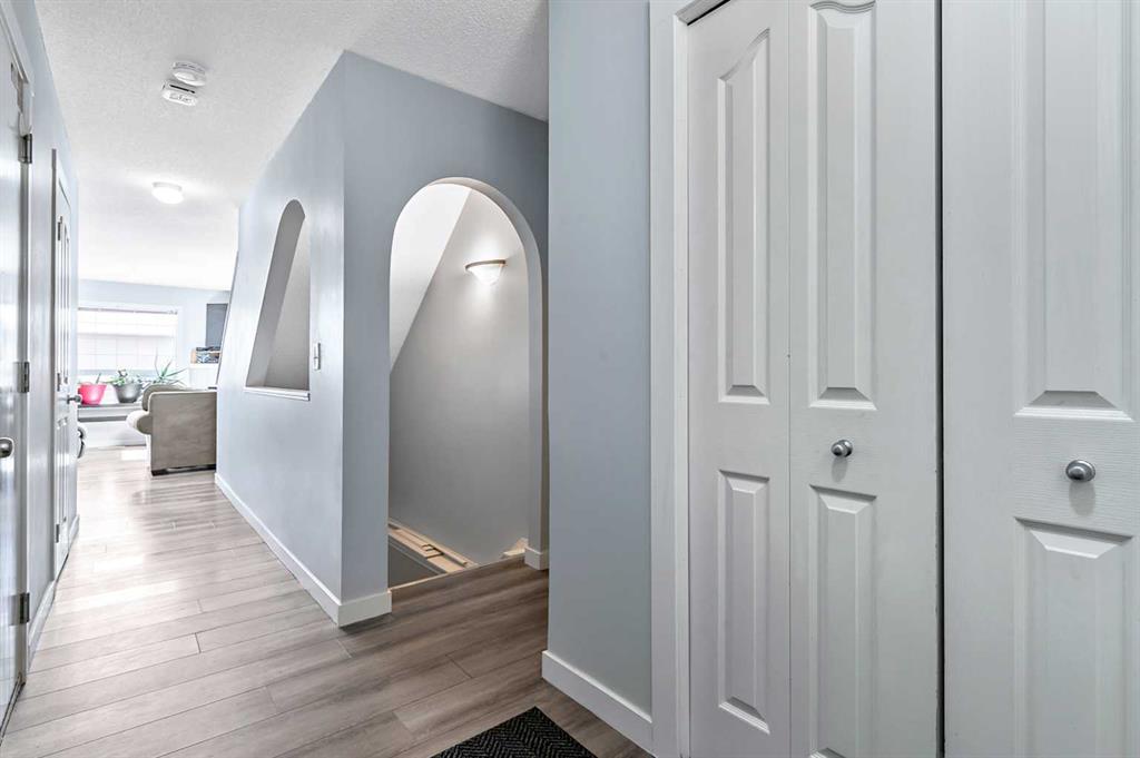 Fifth View of 27, 156 Canoe Drive SW, Canals, Airdrie, Alberta, T4B 2Z3