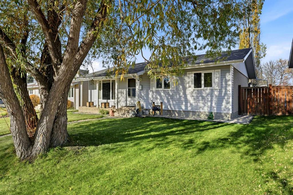 Fourth View of 82 Baird Street , Bower, Red Deer, Alberta, T4R 1H4