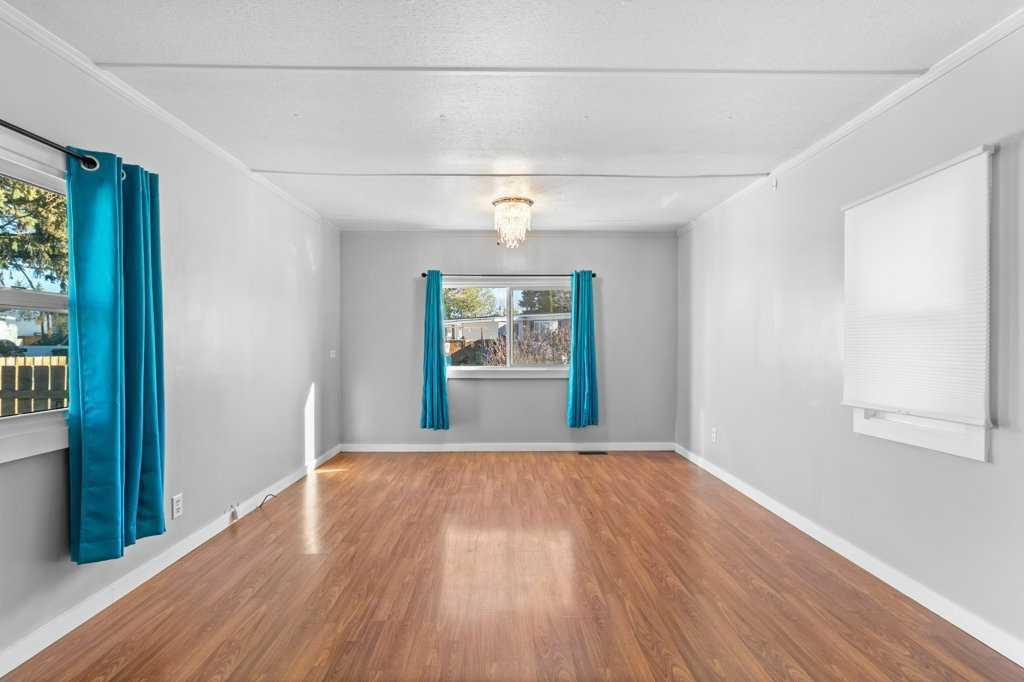 Fifth View of 410, 5029 34 Street , Creekside Mobile Home Park, Red Deer, Alberta, T4N 0P4