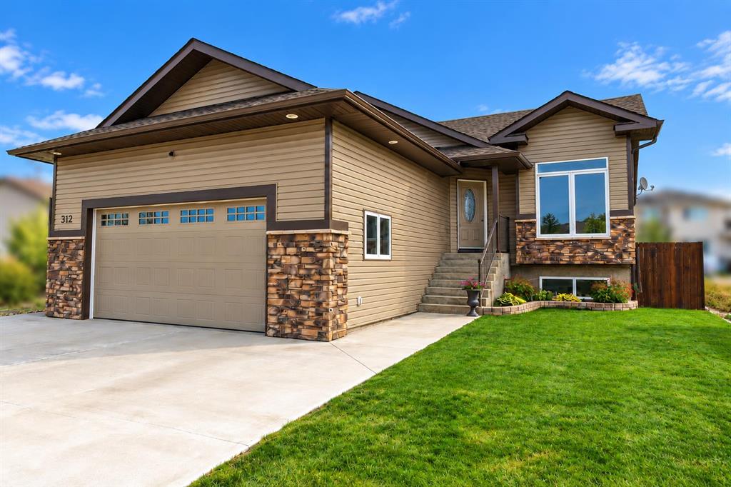 312 15th Street E, A2354393, Alberta,