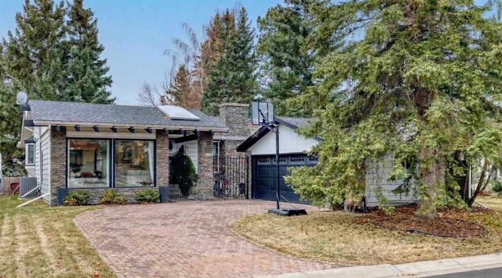 127 Dalcastle Close NW, A2354439, Alberta,