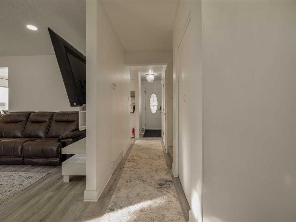 Fourth View of 1216 Lakewood Road S, Lakeview, Lethbridge, Alberta, T1K 3E1