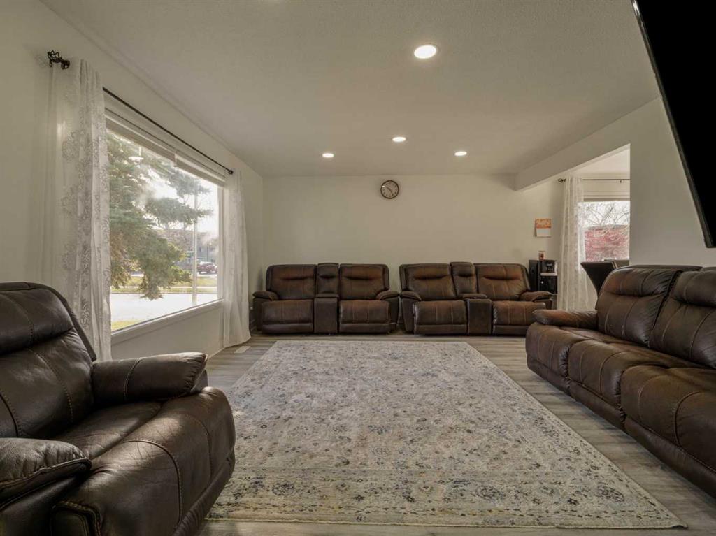 Fifth View of 1216 Lakewood Road S, Lakeview, Lethbridge, Alberta, T1K 3E1
