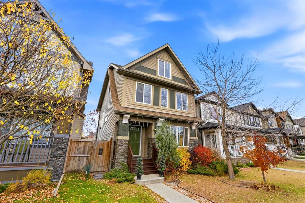 MLS® listing #116702998 for sale located at 96 Copperpond Rise SE