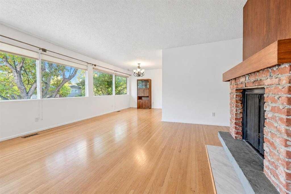 Fourth View of 3912 Vancouver Crescent NW, Varsity, Calgary, Alberta, T3A 0M1