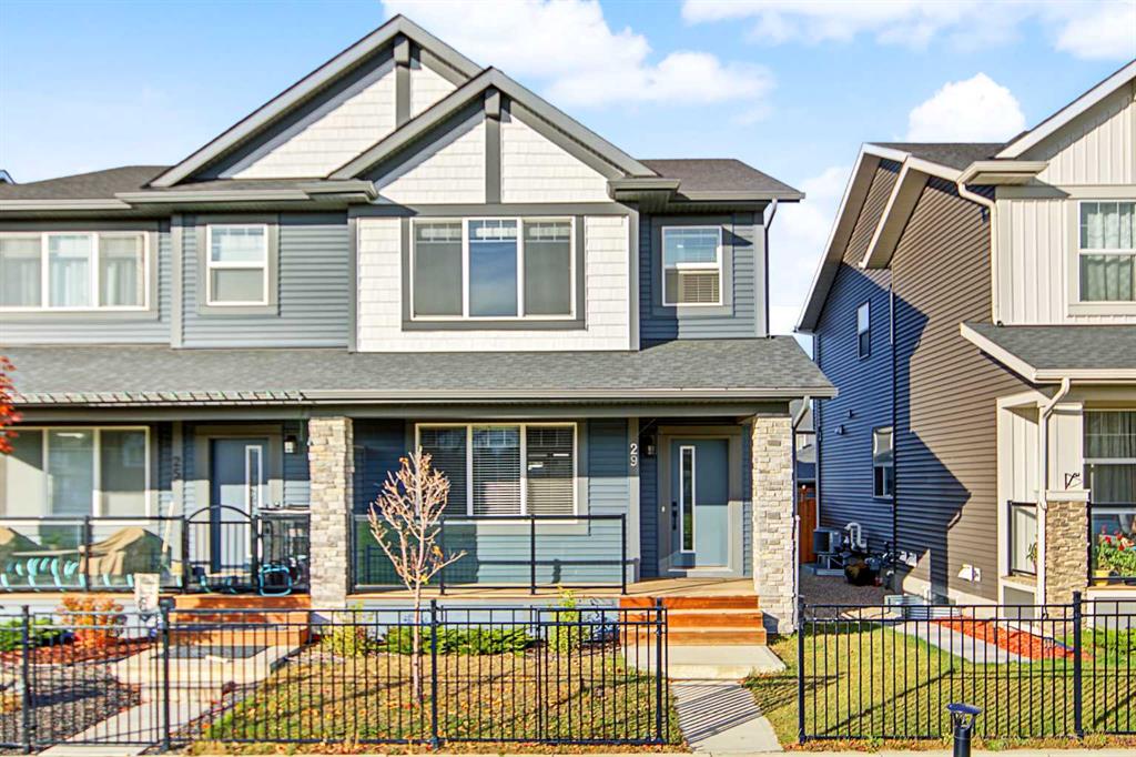 Second View of 29 Midgrove Lane SW, Midtown, Airdrie, Alberta, T4B 5H2