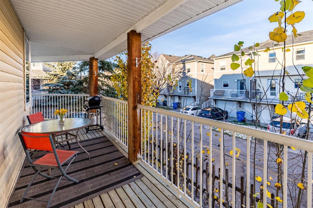 Fourth View of 904 Prairie Sound Circle NW, Highwood Village, High River, Alberta, T1V 2A4