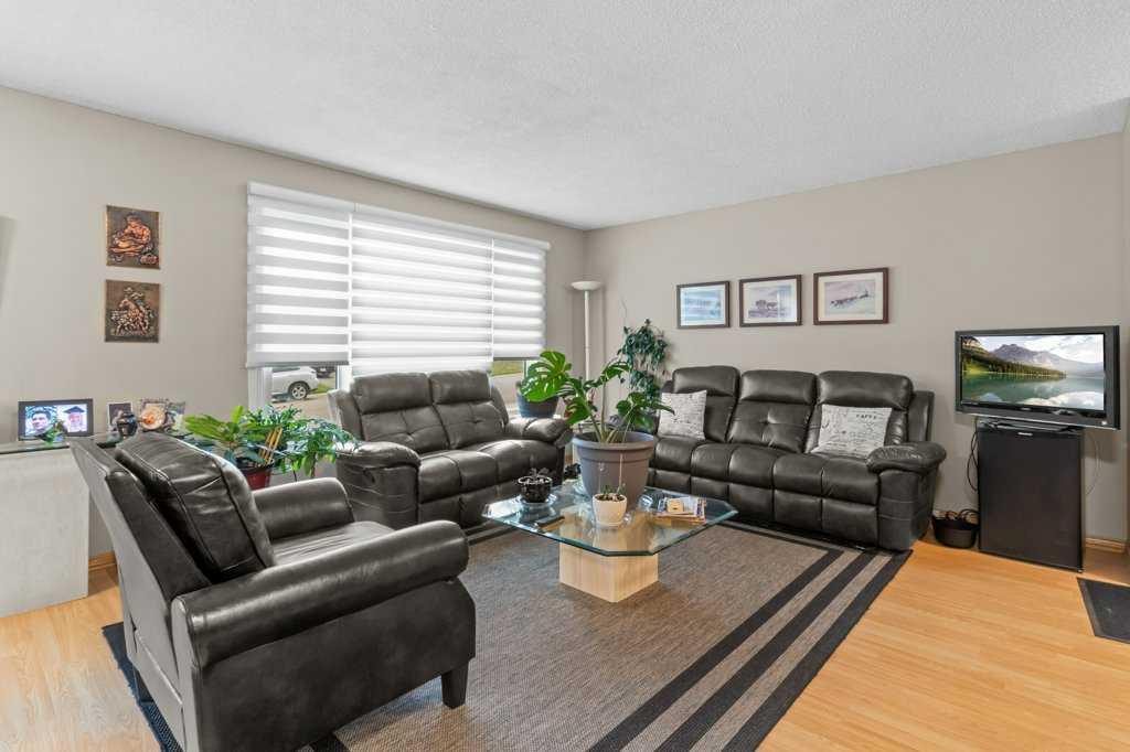 Fourth View of 46 Meadowview Close , Lakeview Heights, Sylvan Lake, Alberta, T4S 1H9