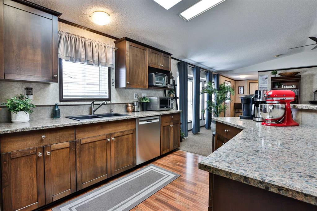 311 Elmore Street , A2354661, Alberta,