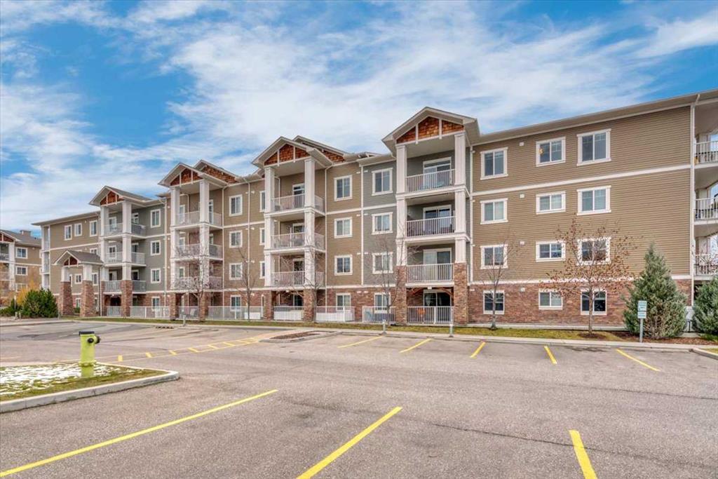 MLS® listing #116727878 for sale located at 112, 406 Cranberry Park SE