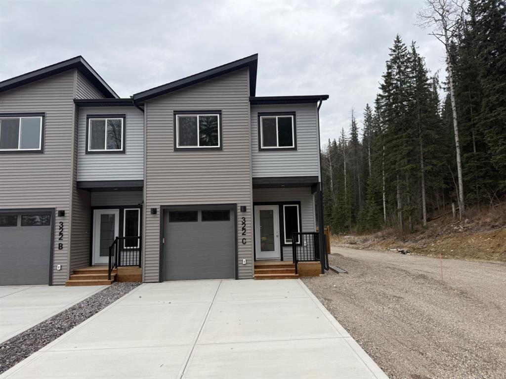 Third View of 322C BOUTIN Avenue , Hardisty, Hinton, Alberta, T7V2E3