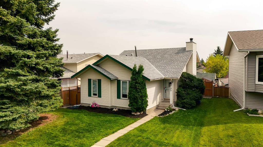 Third View of 95 Shawglen Rise SW, Shawnessy, Calgary, Alberta, T2Y1Z2