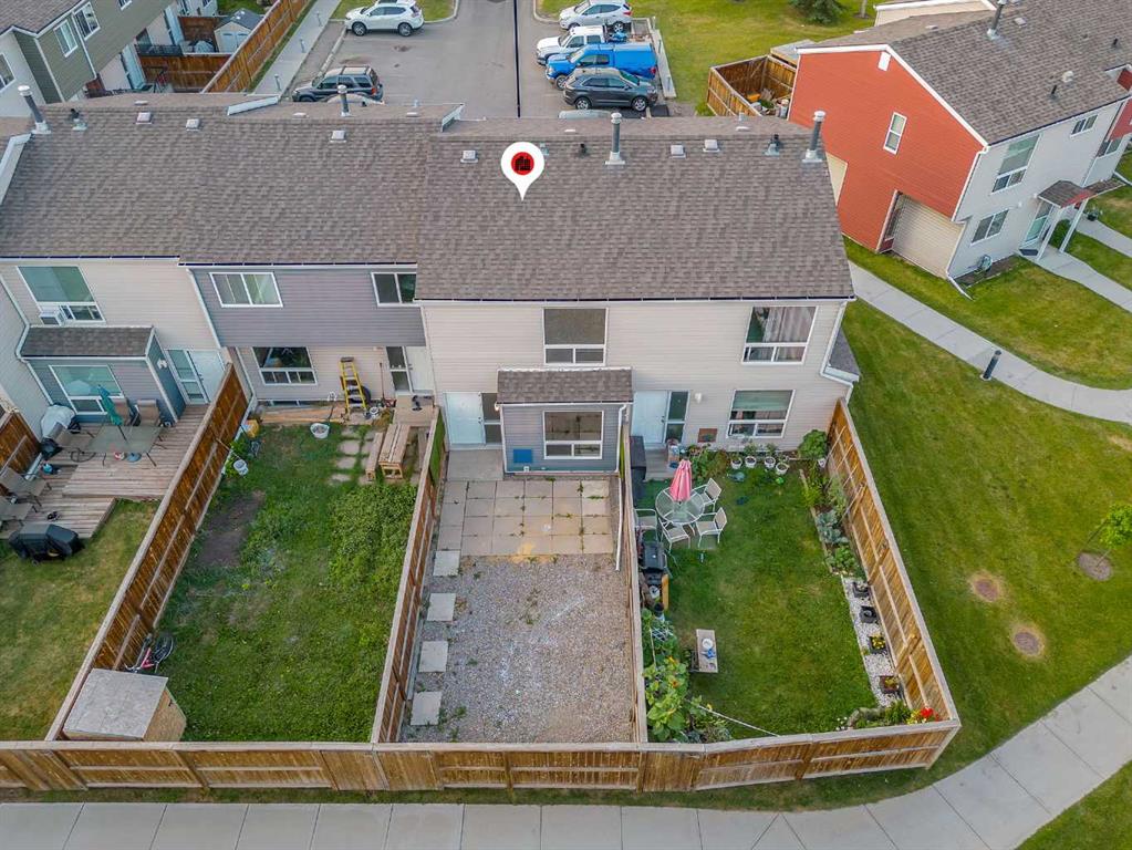 Second View of 33, 5425 Pensacola Crescent SE, Penbrooke Meadows, Calgary, Alberta, T2A 2G7