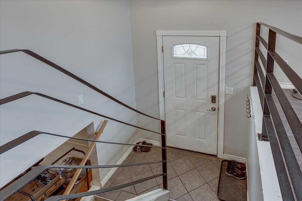Fifth View of 277 Overdown Drive , Oriole Park, Red Deer, Alberta, T4P 1W7