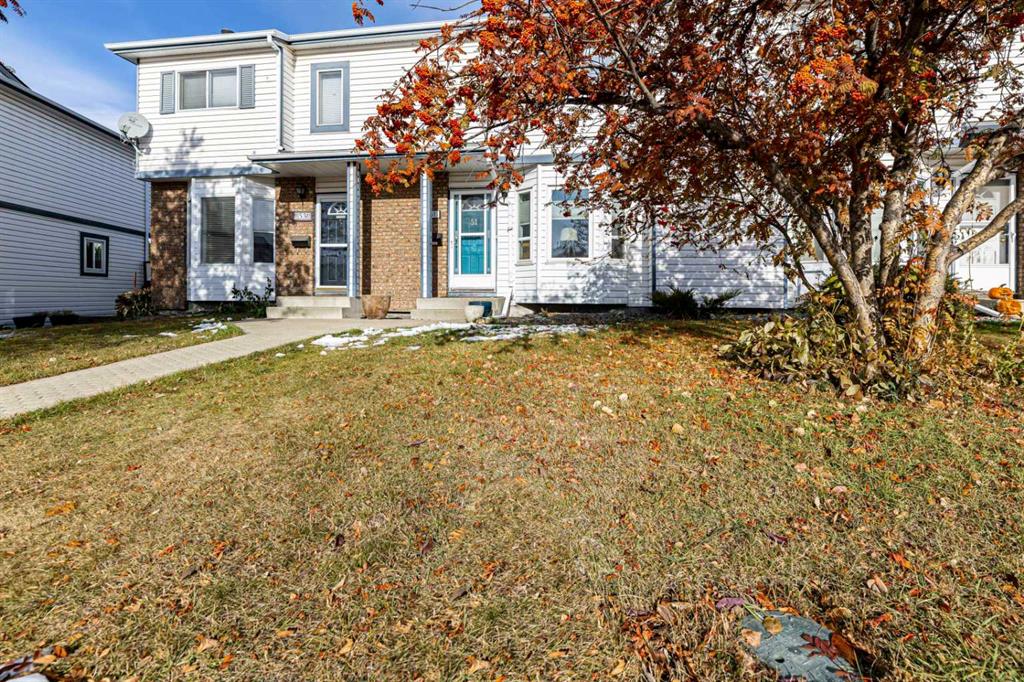 Third View of 51 Elwell Close , Eastview Estates, Red Deer, Alberta, T4R 2E2