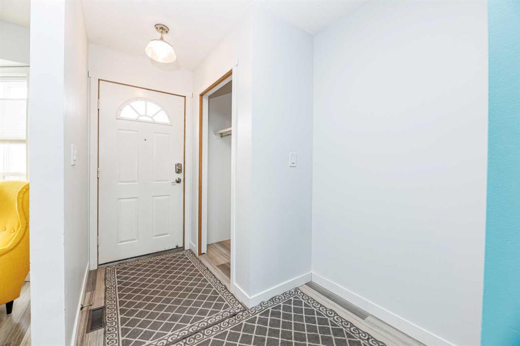 Fourth View of 51 Elwell Close , Eastview Estates, Red Deer, Alberta, T4R 2E2