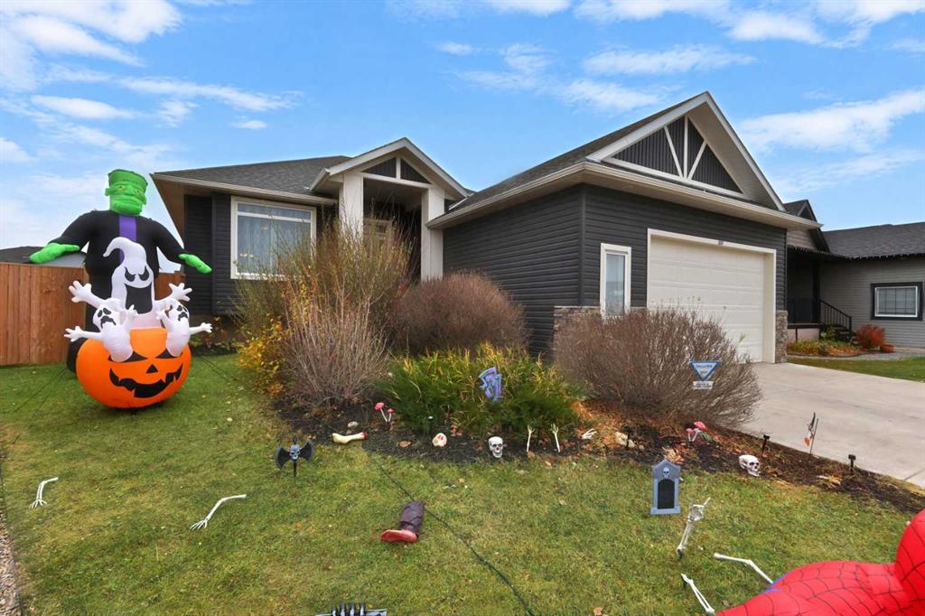 Third View of 227 11A Avenue NE, NONE, Sundre, Alberta, T0M 1X0
