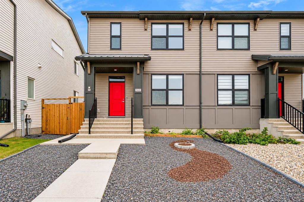 Third View of 360 Hotchkiss Drive SE, Hotchkiss, Calgary, Alberta, T3S 0J9