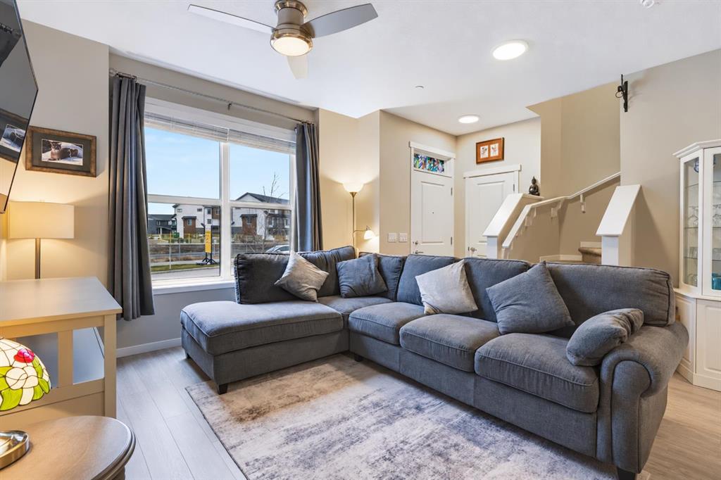 Fourth View of 360 Hotchkiss Drive SE, Hotchkiss, Calgary, Alberta, T3S 0J9
